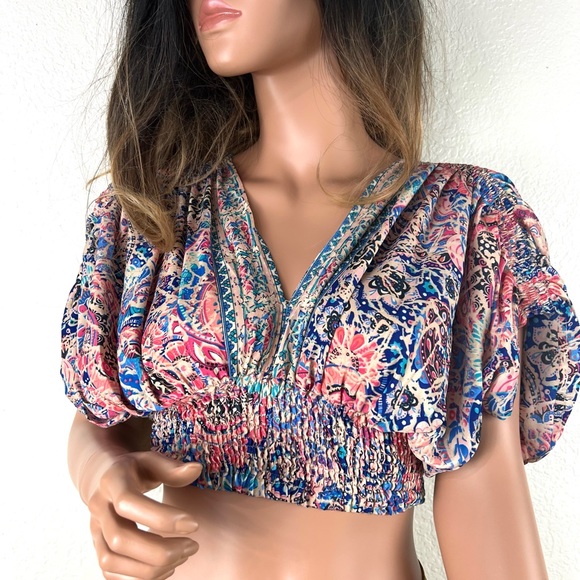 Vintage Inspired Floral Print Smocked Crop Top - Picture 1 of 6